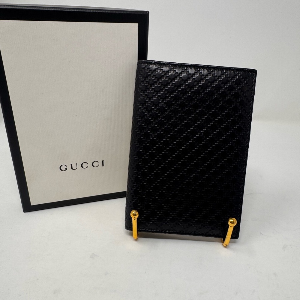 💯Authentic GUCCI bifold wallet/passport wallet